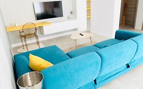 Yellow Spot Apartament